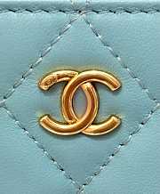 Colestore Chanel Lambskin Quilted Vanity Case With Chain Tiffany Blue  Gold Hardware 17x9.5x8cm - 3
