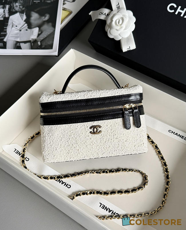 Colestore Chanel Coco Beach Top Handle Long Vanity Case with Chain Ecru Tweed and Black Calfskin Gold Hardware 17x19.5x5.5cm - 1