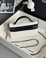 Colestore Chanel Coco Beach Top Handle Long Vanity Case with Chain Ecru Tweed and Black Calfskin Gold Hardware 17x19.5x5.5cm - 3