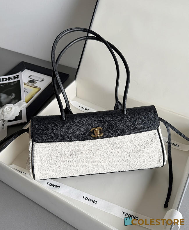 Colestore Chanel 26S Small Shopping Bag Matthieu Blazy Black/Ecru Tweed Leather 15x30.5x11.5cm - 1