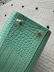 Colestore Chanel Small Shopping Bag   Crocodile Embossed Calfskin & Gold-Tone Metal  Green  20 x 39 x 13cm - 2