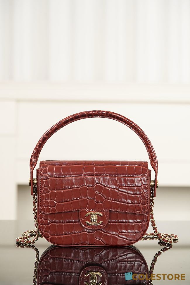 Colestore Chanel Clutch   Crocodile Embossed Calfskin & Gold-Tone Metal  Burgundy  16 x 26 x 2.5cm - 1