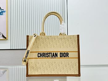 	 Colestore Dior Raffia Calfskin Oblique Embroidered Small Book Tote Beige Camel 26×12×21cm