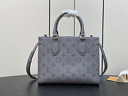 Colestore Louis Vuitton OnTheGo PM Trianon Gray 25 x 19 x 11.5 cm - 1