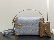 Colestore Louis Vuitton Minigram Bold Side Trunk MM Cloud Gray 23.5 x 16 x 8.5 cm - 1