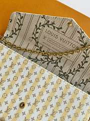 Colestore Louis Vuitton Pochette Félicie LV Stamp Banana 21 x 12 x 3 cm - 2