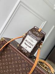 Colestore  Louis Vuitton Milk Bag Monogram 12 x 22 x 10 cm - 1