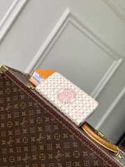 Colestore Louis Vuitton LV Stamp Zippy Wallet Banana 19.5 x 10.5 x 2.5 cm - 1