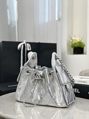 Colestore Chanel 25 Mini Handbag, Metallic Grained Calfskin & Silver-Tone Metal Silvery  20 x 22 x 12.5cm - 6