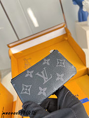 Colestore Louis Vuitton Key Pouch Monogram Eclipse 12 x 7 x 1.5cm - 4