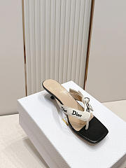 Colestore Dior J'Adior Heeled Thong Sandal White Embroidered Cotton and Black Lambskin  - 6