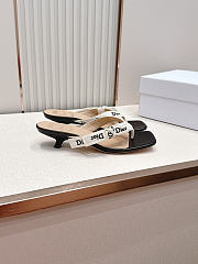 Colestore Dior J'Adior Heeled Thong Sandal White Embroidered Cotton and Black Lambskin  - 2