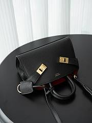 Colestore Ferragamo Hug Leather Tote Bag Black 21cm - 5
