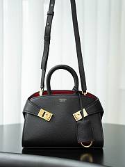 Colestore Ferragamo Hug Leather Tote Bag Black 21cm - 3