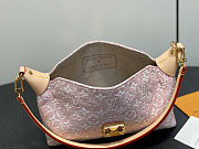 Colestore Louis Vuitton Pochette Mia Monogram Emblème Rose Ruban 22 x 14.5 x 8cm - 4