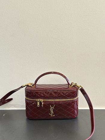 Colestore  YSL Saint Laurent Gaby vanity in Shiny lambskin in Bordeaux 18x11x6.5cm