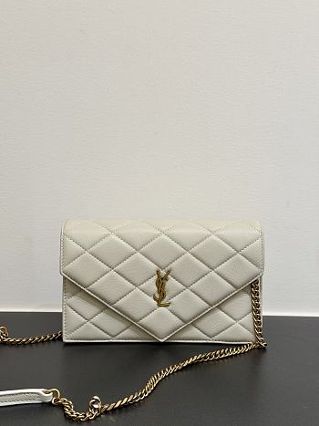 Colestore YSL  Saint Laurent PARIS chain wallet in GRAIN DE POUDRE leather in BLANC VINTAGE 20x13x5cm