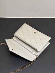 Colestore YSL  Saint Laurent PARIS chain wallet in GRAIN DE POUDRE leather in BLANC VINTAGE 20x13x5cm - 5