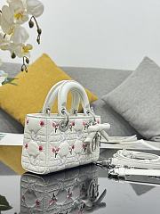 Colestore Dior Dioramour Lady D-Joy Micro Bag White Cannage Lambskin Embroidered with Multicolor Doves & Roses Motif  16 x 9 x 5 cm - 5