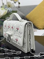Colestore Dior Dioramour My Dior Mini Bag White Cannage Lambskin Embroidered with Multicolor Doves & Roses Motif  21 x 11.5 x 4.5 cm - 3