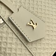 Colestore Louis Vuitton Vanity Chain Pouch Banana 19 x 11.5 x 6.5 cm - 3