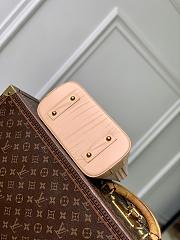 Colestore Louis Vuitton Alma BB Monogram Emblème Rose Ruban Jacquard textile 23.5 x 17.5 x 11.5 cm - 2