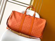Colestore Louis Vuitton Keepall Bandoulière 50 Caramel Monogram Heritage coated canvas 50 x 29 x 23 cm - 2