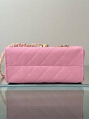 Colestore Chanel SPRING SUMMER 2026   CHANEL 25 MINI HANDBAG   Grained Calfskin & Gold-Tone Metal  Pink 20 x 22 x 12.5cm - 5