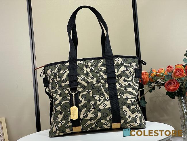 Colestore Louis Vuitton Takashi Murakami x Louis Vuitton Monogramouflage Treillis Tote 50x33x16cm - 1