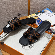 Colestore Hermes Oran sandal Gold / Black - 6