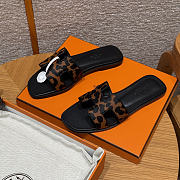 Colestore Hermes Oran sandal Gold / Black - 3