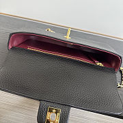 Colestore  Chanel Métiers d'Art 2026 Flap bag & Gold-Tone Metal Black 12x22x4cm - 3