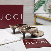 Colestore Gucci Women's Vittoria thong Sand and dark brown GG canvas - 5