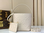 Colestore Louis Vuitton All In BB Creme Embossed grained cowhide leather 18 x 12 x 16cm - 1
