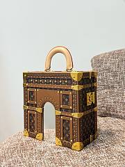 Colestore  Louis Vuitton Triumphal Arch Monogram Canvas 25 x 17.2 x 12.3 cm - 3