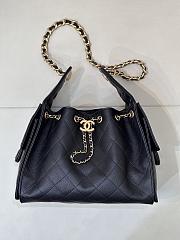 Colestore CHANEL 25 SMALL HANDBAG   Grained Calfskin & Gold-Tone Metal  Black 30 x 26 x 14cm - 1