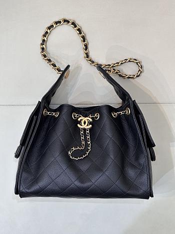 Colestore CHANEL 25 SMALL HANDBAG   Grained Calfskin & Gold-Tone Metal  Black 30 x 26 x 14cm