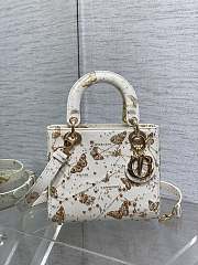 Colestore Dior Medium Lady Dior Bag White Butterfly Zodiac Motif Embroidery 20cm - 3