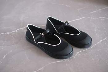 Colestore Chanel Coco Beach 2026 collection   Mary Janes   Mixed Fibers & Rubber  Black & White
