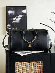 Colestore Chanel Cruise 2026/27 Duffle Bag Grained Calfskin & Gold-Tone Metal Black 48 × 27 × 24 cm - 1