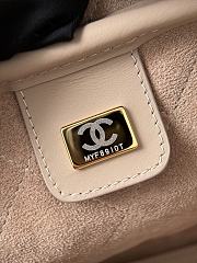 Colestore Chanel Spring Summer 2026   Large Bowling Bag  Lambskin & Gold-Tone Metal  Dark Brown  19 x 35.5 x 12.5cm - 2
