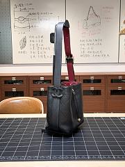 Colestore Chanel Bucket Bag   Calfskin & Gold-Tone Metal  Black 23x23x14.5cm - 5