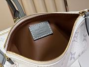 Colestore Louis Vuitton Speedy  P9 Bandoulière 30  Monogram Cloud 32 x 22.5 x 18cm - 2
