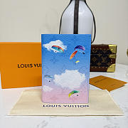 Colestore Louis Vuitton Passport Cover Paragliding Blue 10 x 14 x 2.5 cm - 1