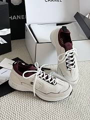 	 Colestore Chanel Métiers d’art 2026 Sneakers Velvet Calfskin & Mixed Fibers Ivory & Burgundy - 6