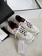 	 Colestore Chanel Métiers d’art 2026 Sneakers Velvet Calfskin & Mixed Fibers Ivory & Burgundy - 5