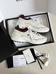 	 Colestore Chanel Métiers d’art 2026 Sneakers Velvet Calfskin & Mixed Fibers Ivory & Burgundy - 3