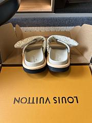 Colestore  Louis Vuitton Pool Pillow Flat Comfort Mules Beige - 5