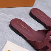 Colestore Louis Vuitton LV Isola Flat Mule Bordeaux Suede baby goat leather - 6