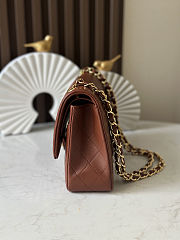 Colestore Chanel Medium Classic Handbag Lambskin & Gold-Tone Metal Brown/Caramel 25.5 × 15.5 × 6.5 cm - 2